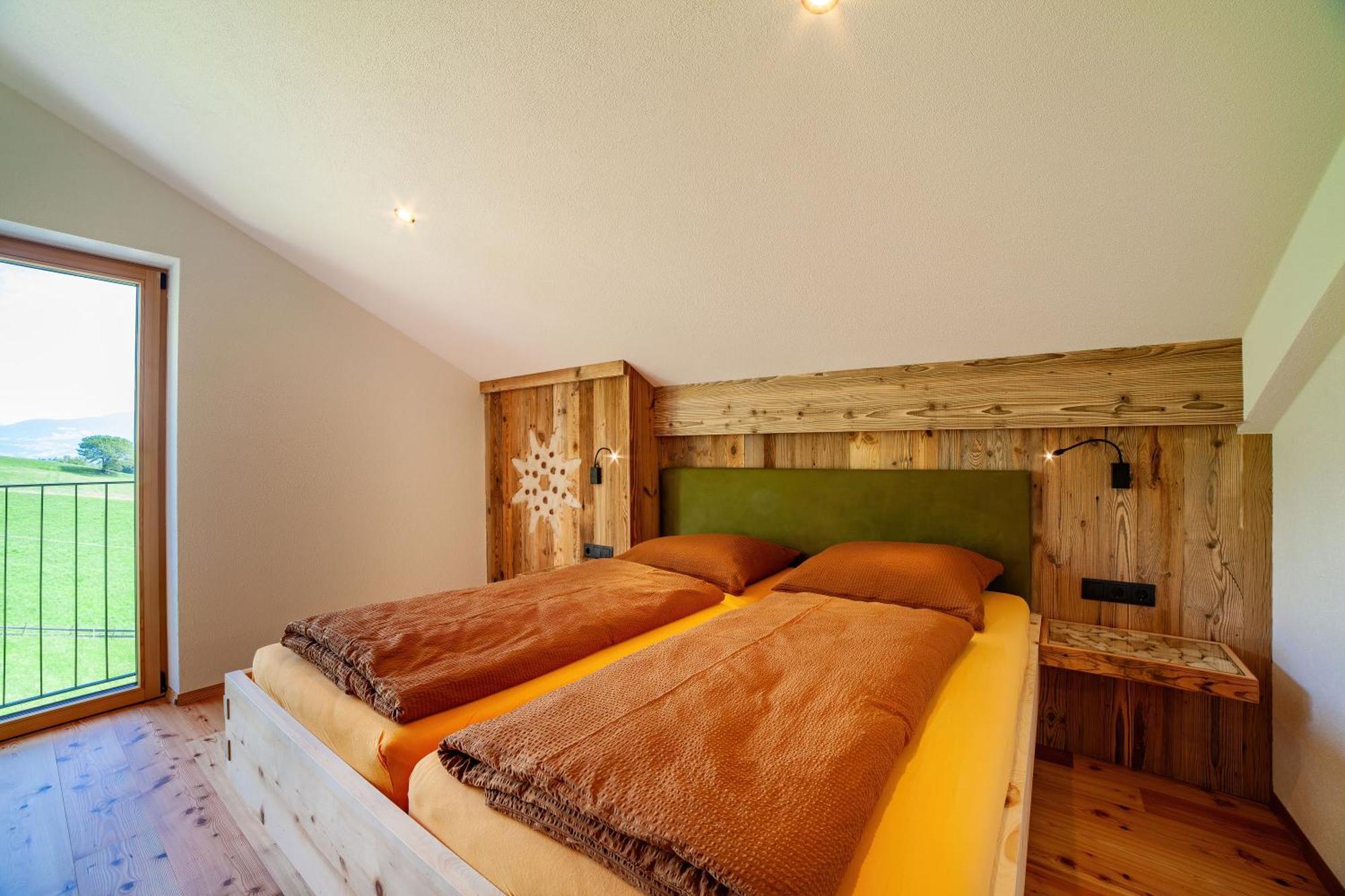 Huberhof Apartment Villandro Bagian luar foto