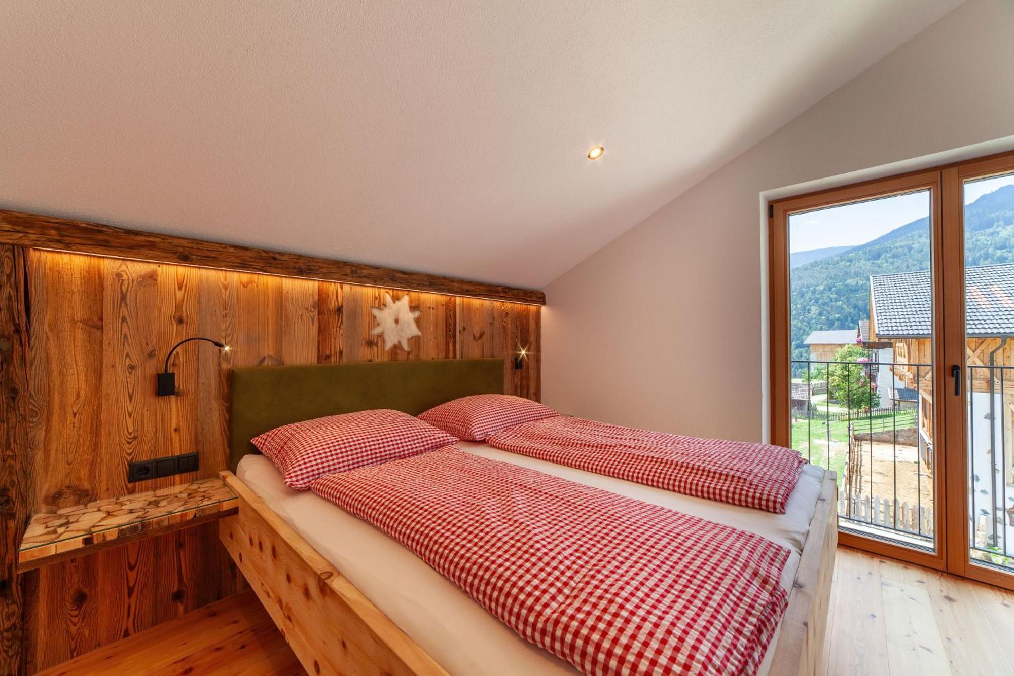 Huberhof Apartment Villandro Bagian luar foto