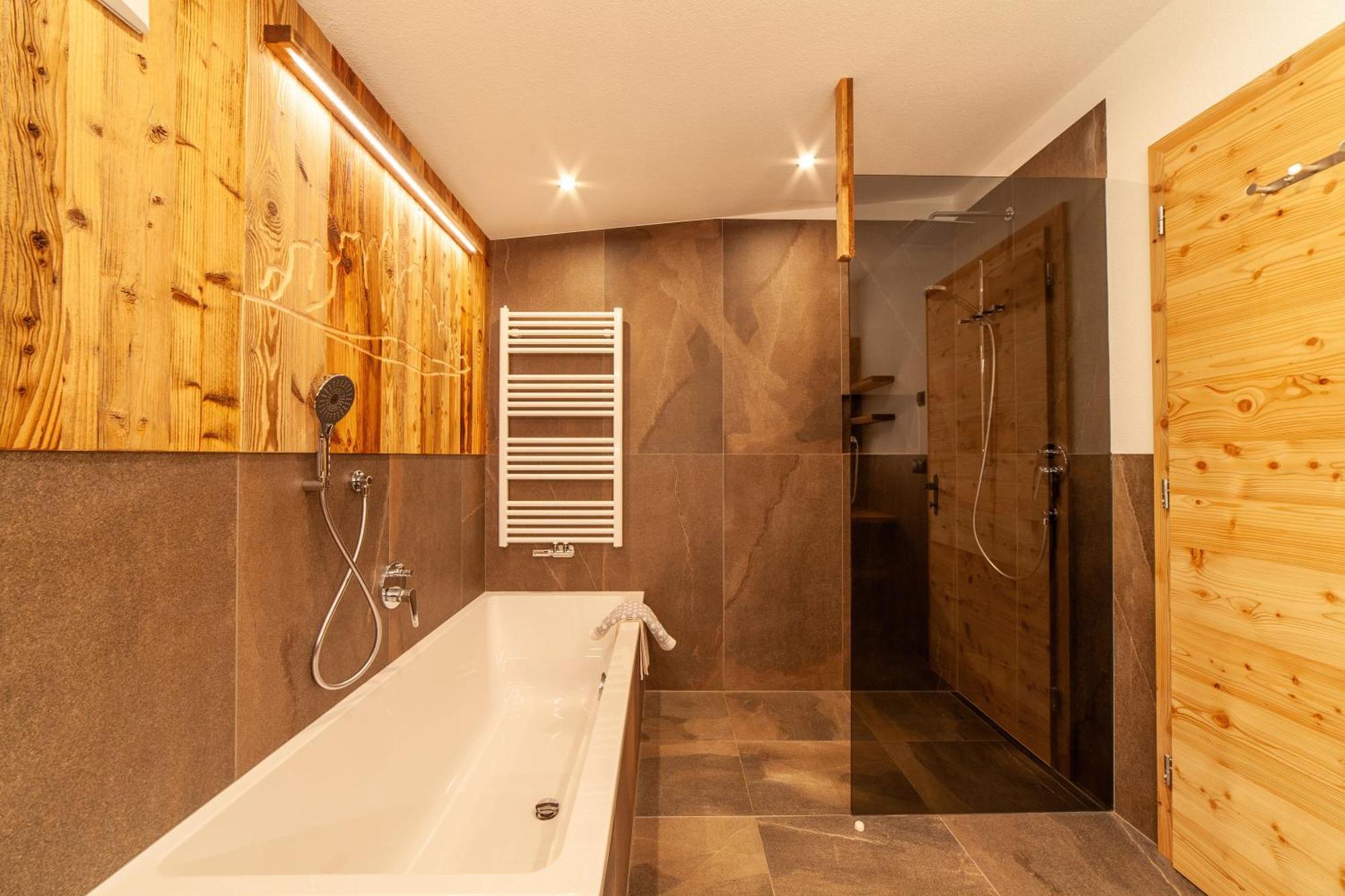 Huberhof Apartment Villandro Bagian luar foto