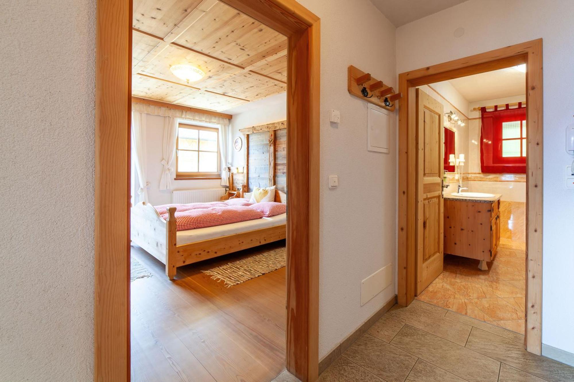 Huberhof Apartment Villandro Bagian luar foto
