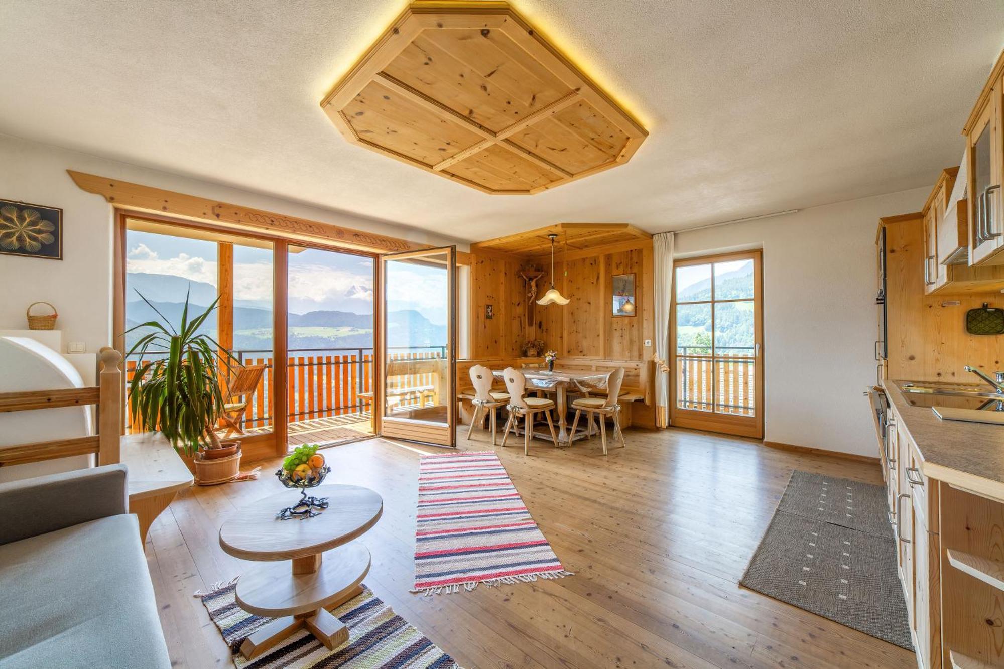 Huberhof Apartment Villandro Bagian luar foto